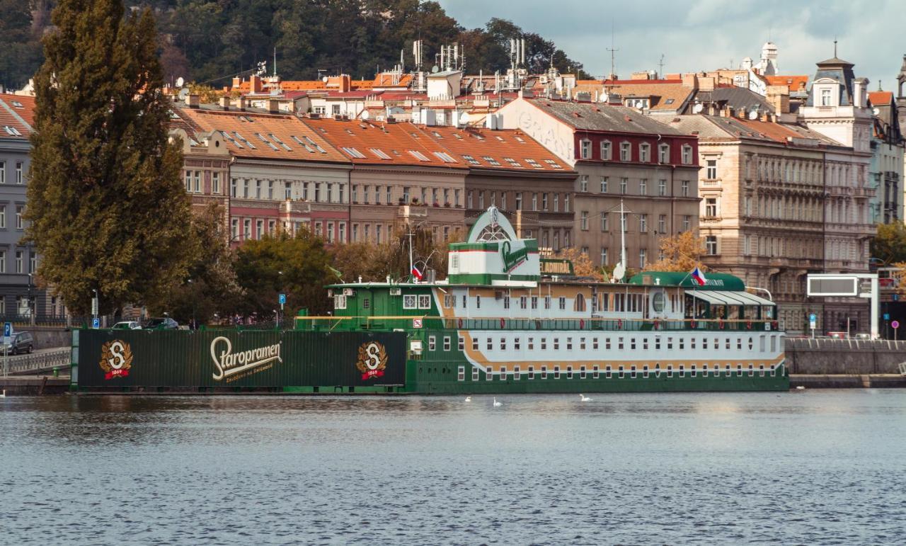 Hotel na wodzie Admiral Praga